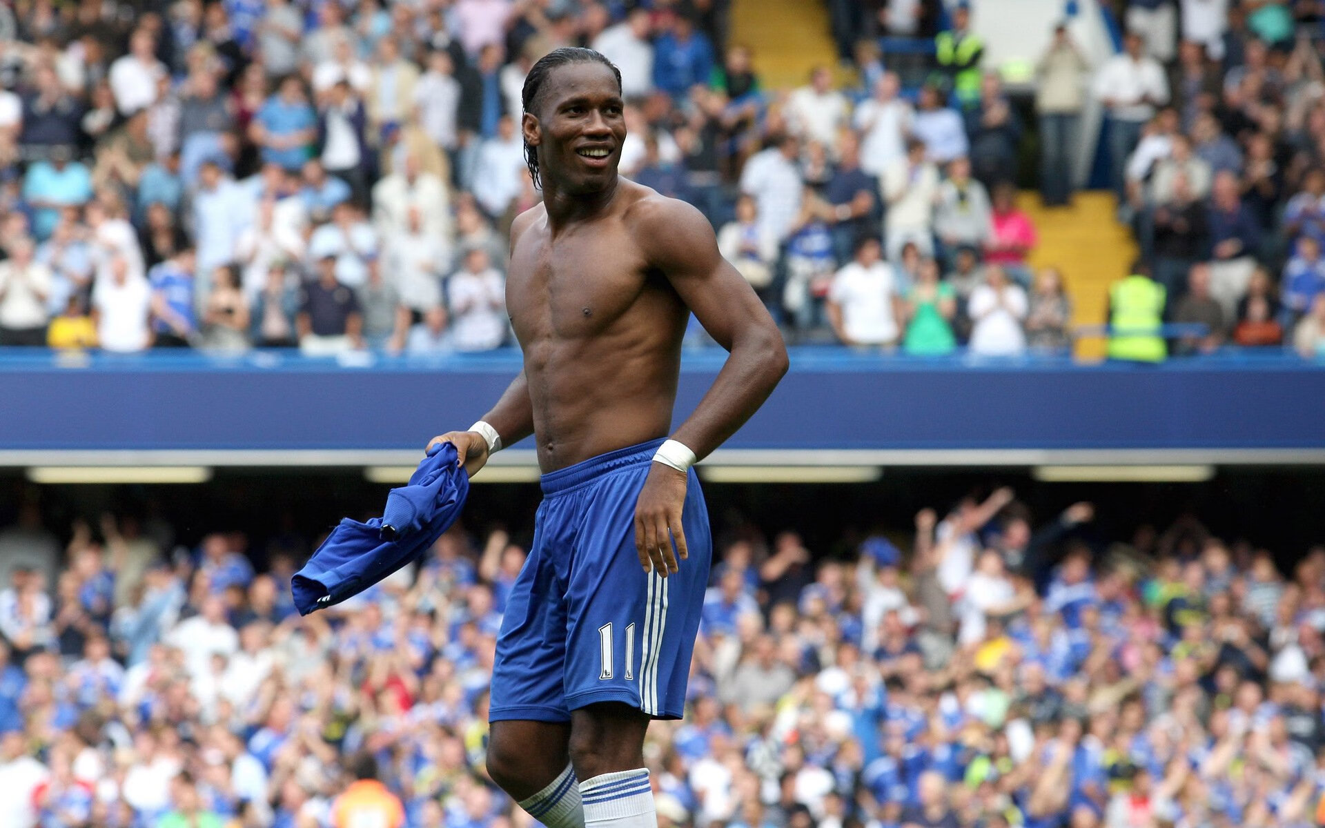 “英超决战临近,豪门比赛逐渐升温”,英超落寞豪门