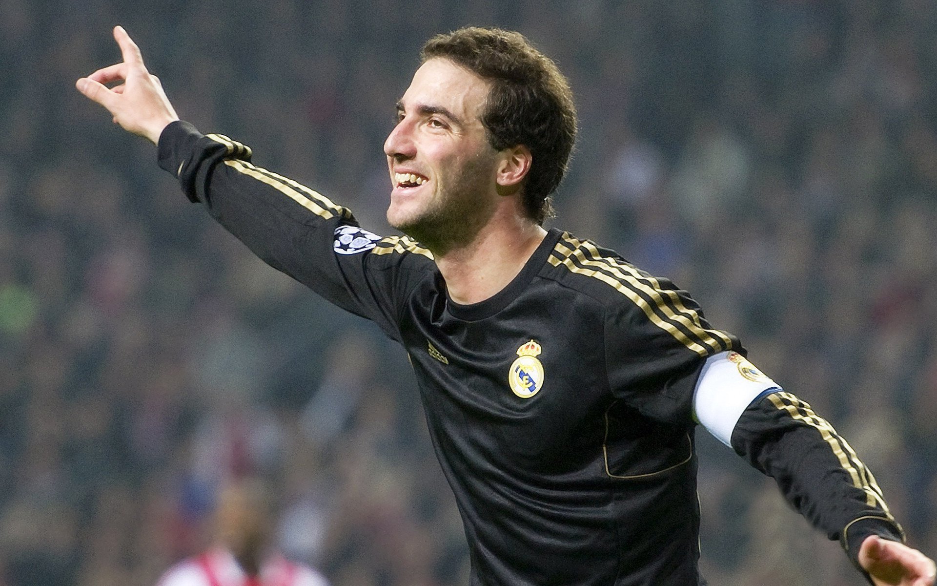 乌拉圭男足在巴黎奥运会上展现出强大的进攻火力，乌拉圭男足名单